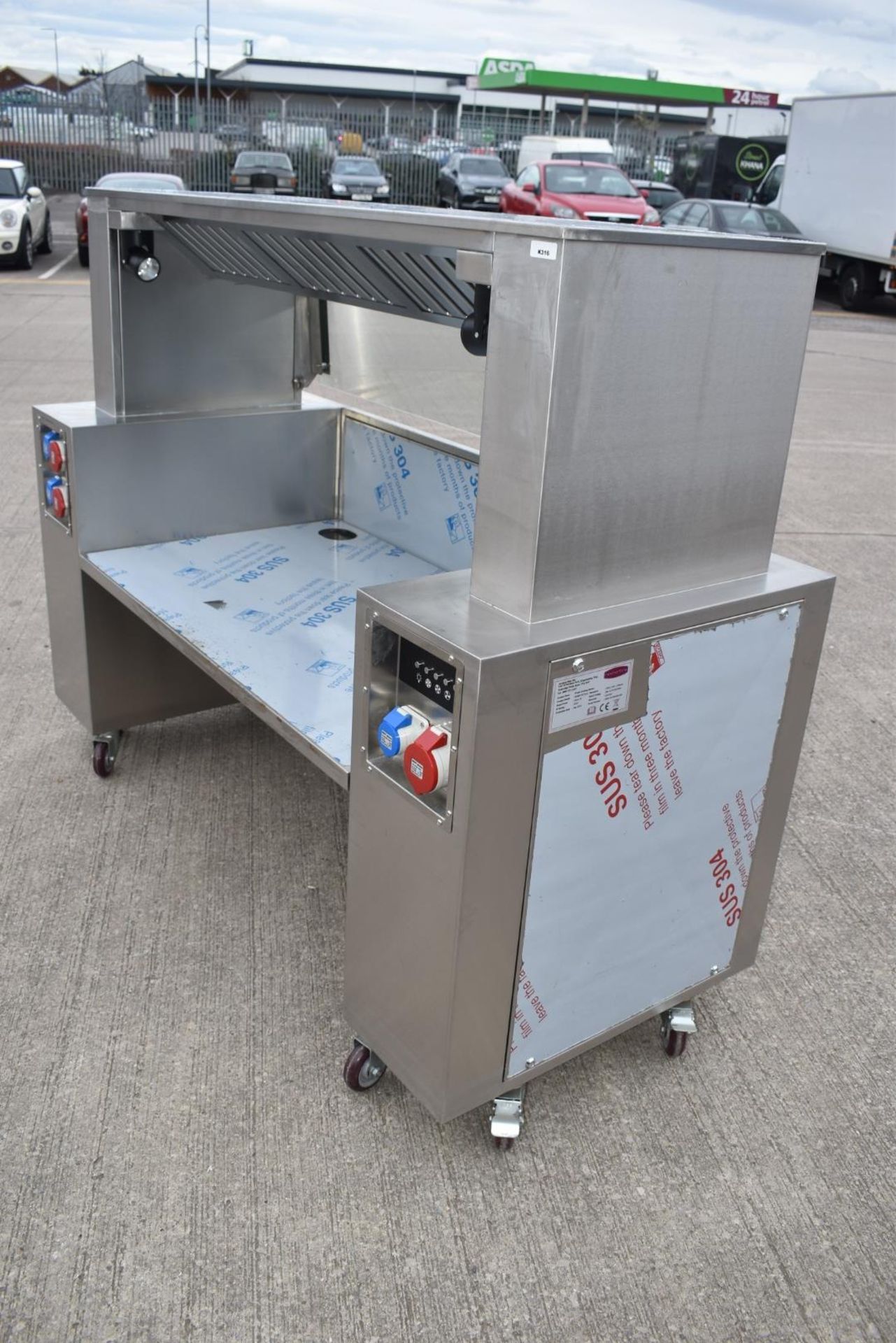 1 x Rexmartins Front Cooking Station For Griddles etc - Cooking Appliance Station With Lights - Image 5 of 15