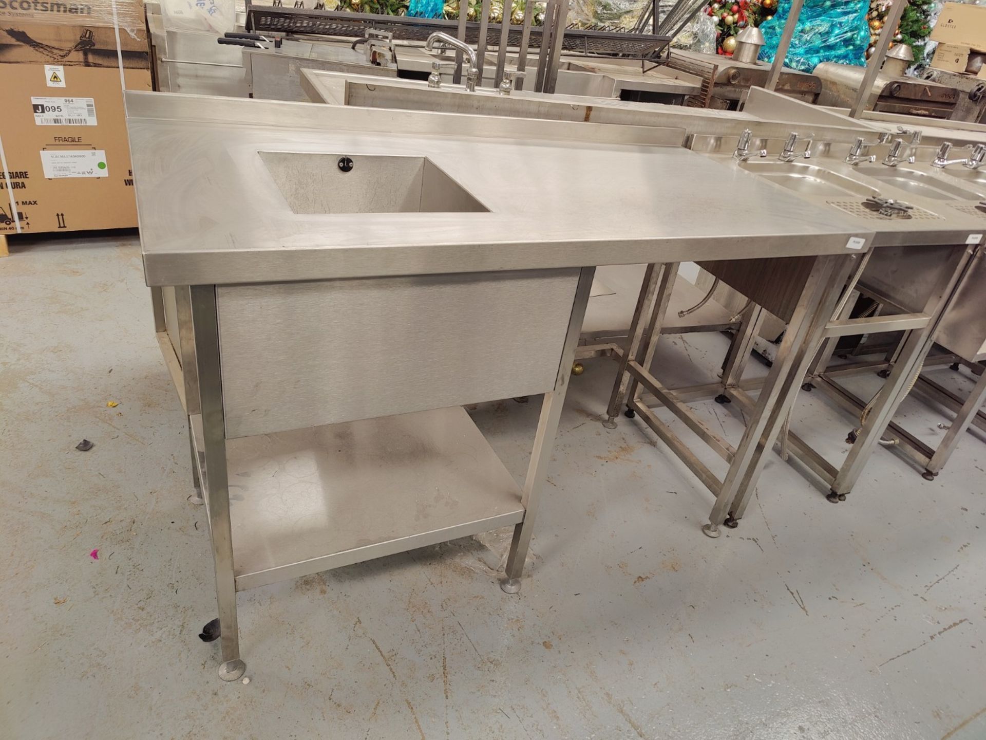 1 x Stainless Steel Preparation Table Featuring a 34x34x24cm Draining Sink, Upstand and Space - Image 4 of 6
