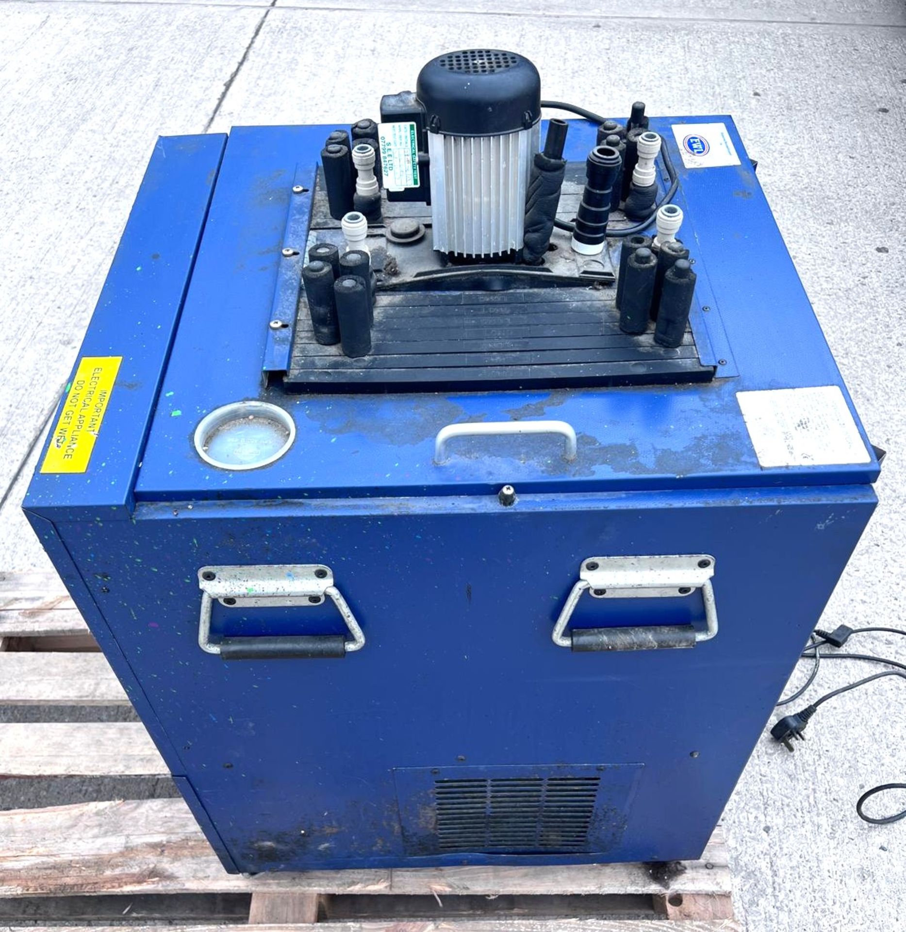 1 x Inter Cool 30 Integral Remote 10 Line Beer Cooler - Model: 01-4111-04 - 240v - Image 6 of 8