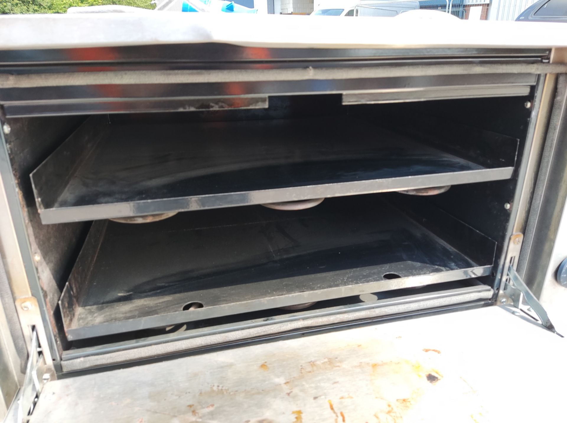 1 x LINCAT Panache Countertop Pizza Oven - Model Po89 - Single Phase - RRP £1,745.00 - Image 17 of 23