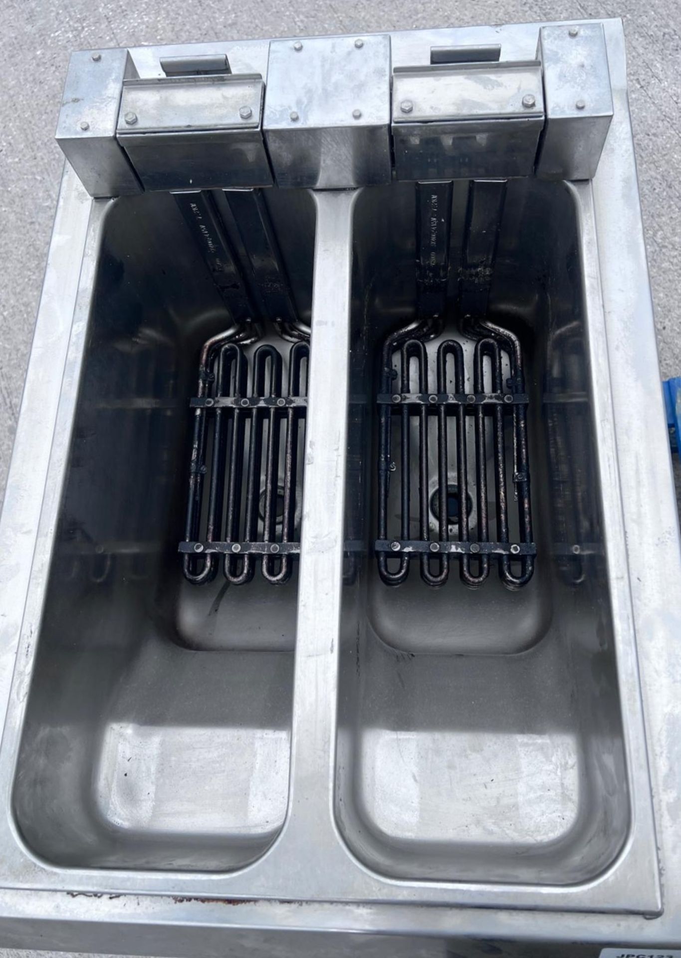 1 x Twin Tank Electric 3 Phase in a Stainless Steel Single Door Cabinet - Dimensions: H100 x W47 - Image 9 of 11