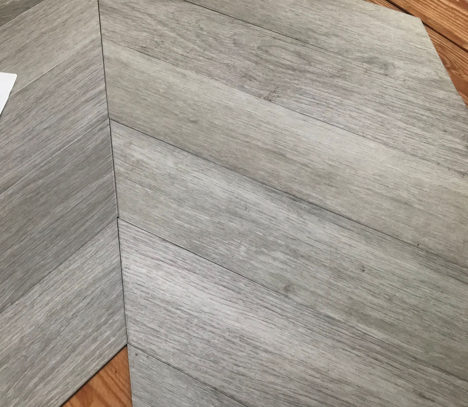 1 x Lot Of Karndean Kaleidoscope Herringbone Design LVT Flooring - 20Sqm - RRP £1,899.00 - Ref: - Image 2 of 4