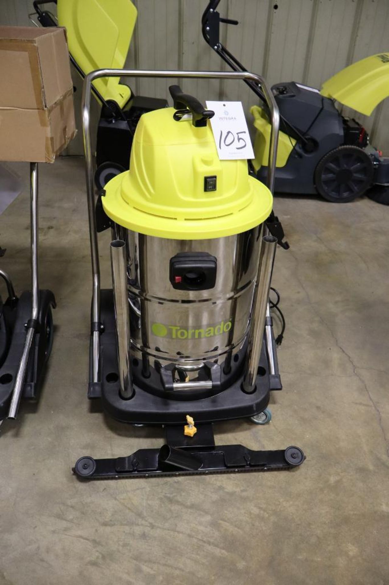 Tornado 94236 Taskforce 20-Gallon Capacity Trot-Mop