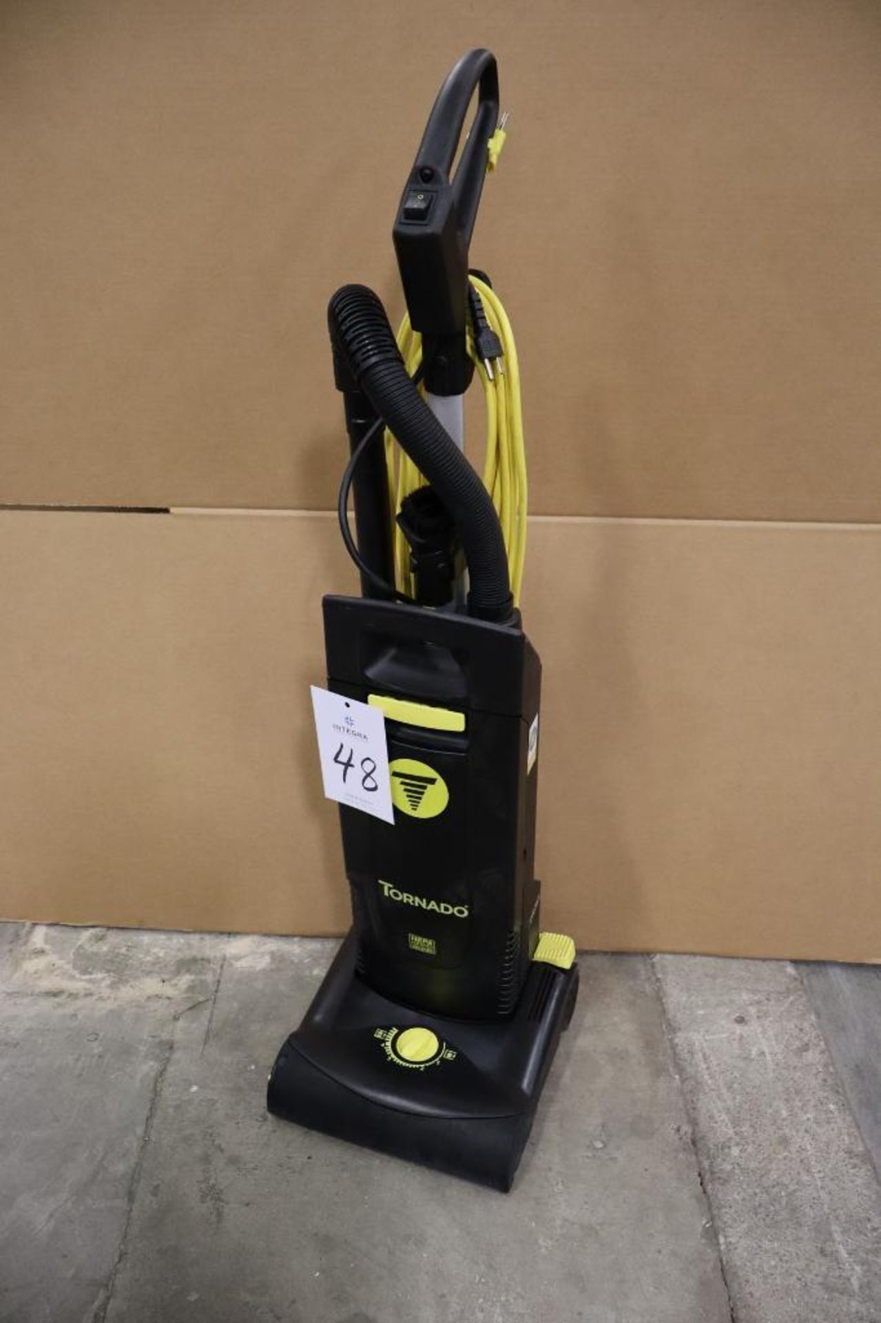 Tornado CVD 30/1 Upright Vacuum