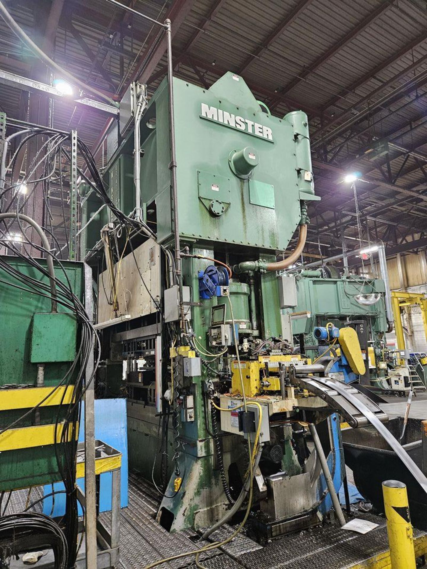 Minster E2-400-96-42 Hevi-Stamper 400-Ton Straight Side Double Crank Press (Toledo, Ohio) - Image 5 of 11