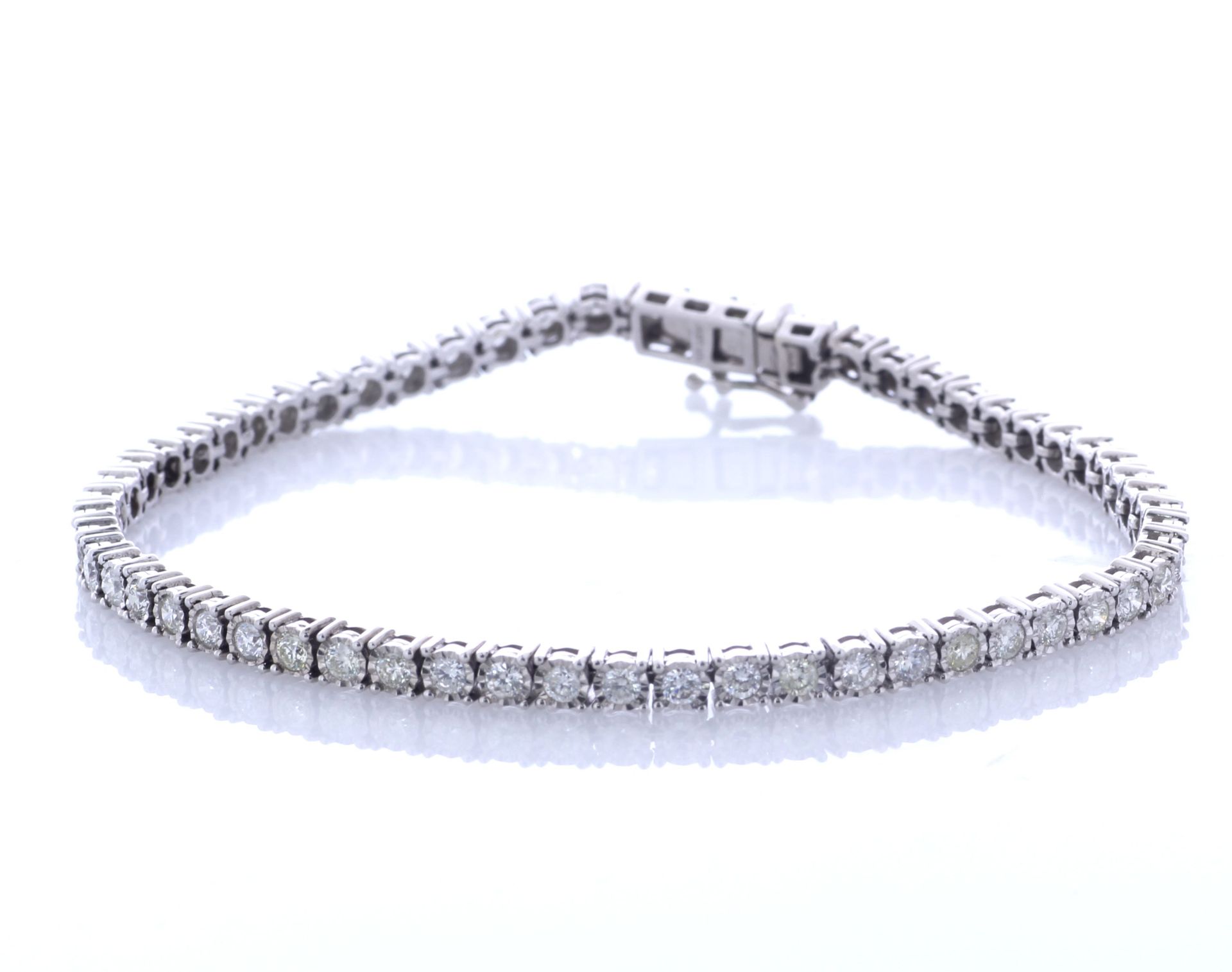 10ct White Gold Tennis Diamond Bracelet 5.00 Carats - Image 4 of 5