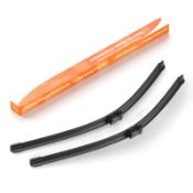 RRP £25.71 GEARCELL Front Winscreen Wiper Blade Set Compatible