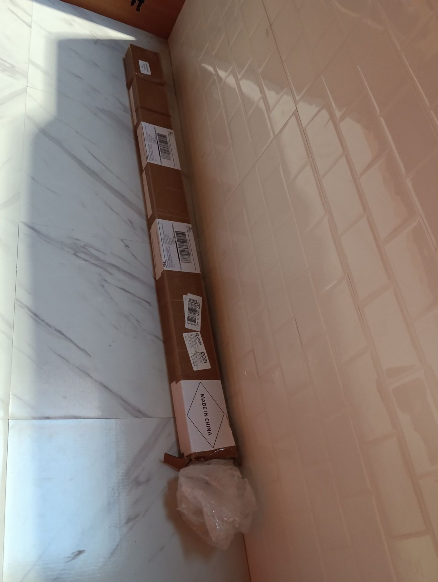 RRP £27.28 QWORK Shower Screen Support Bar Adjustable - Image 2 of 2