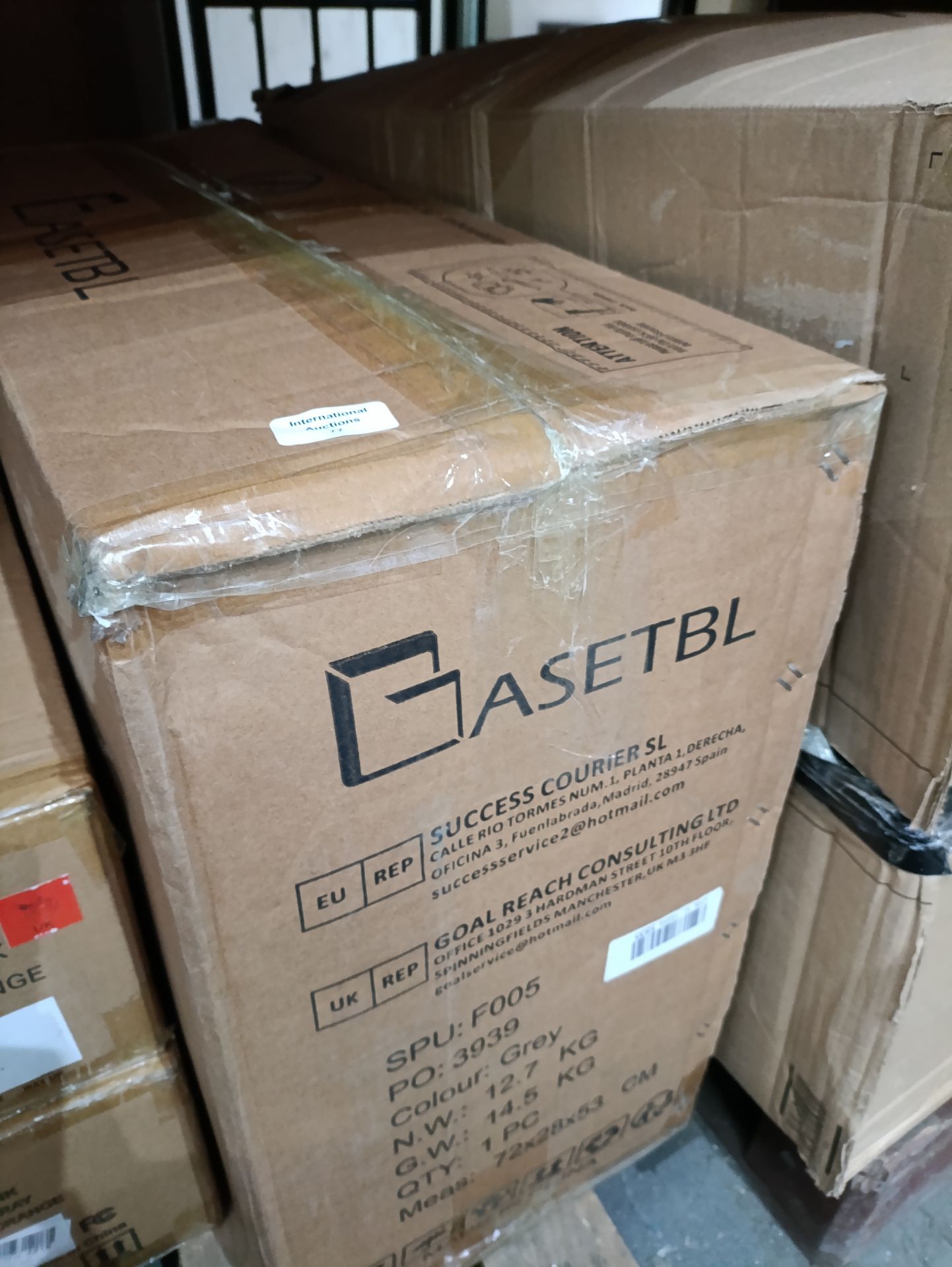 RRP £99.95 BASETBL Executive Office Chair - Image 2 of 2