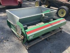 Cushman Textron TD1500 Top Seeder