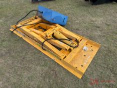 2012 CAR-O-LINER ELECTRIC OVER HYDRAULIC BENCH RACK LIFT W/ ELECTRICAL BOX