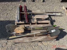 CONTENTS OF PALLET: VARIOUS SHOVELS & BROOMS