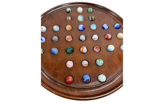 Vintage wooden Solitaire game with assortment of multi coloured marbles - Image 2 of 2