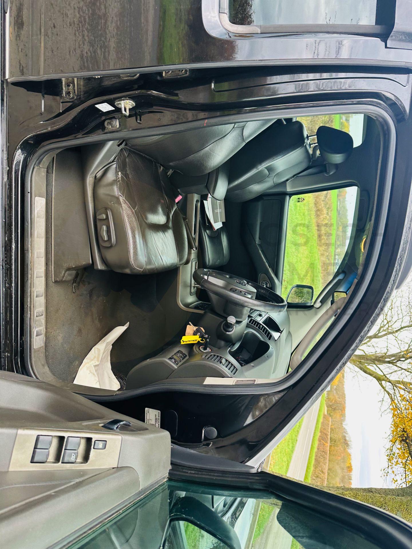 "ON SALE" NISSAN NAVARA *AVENTURA* DOUBLE CAB PICK-UP (2008 MODEL) 2.5 DCI - AUTOMATIC *SAT NAV* - Image 18 of 31