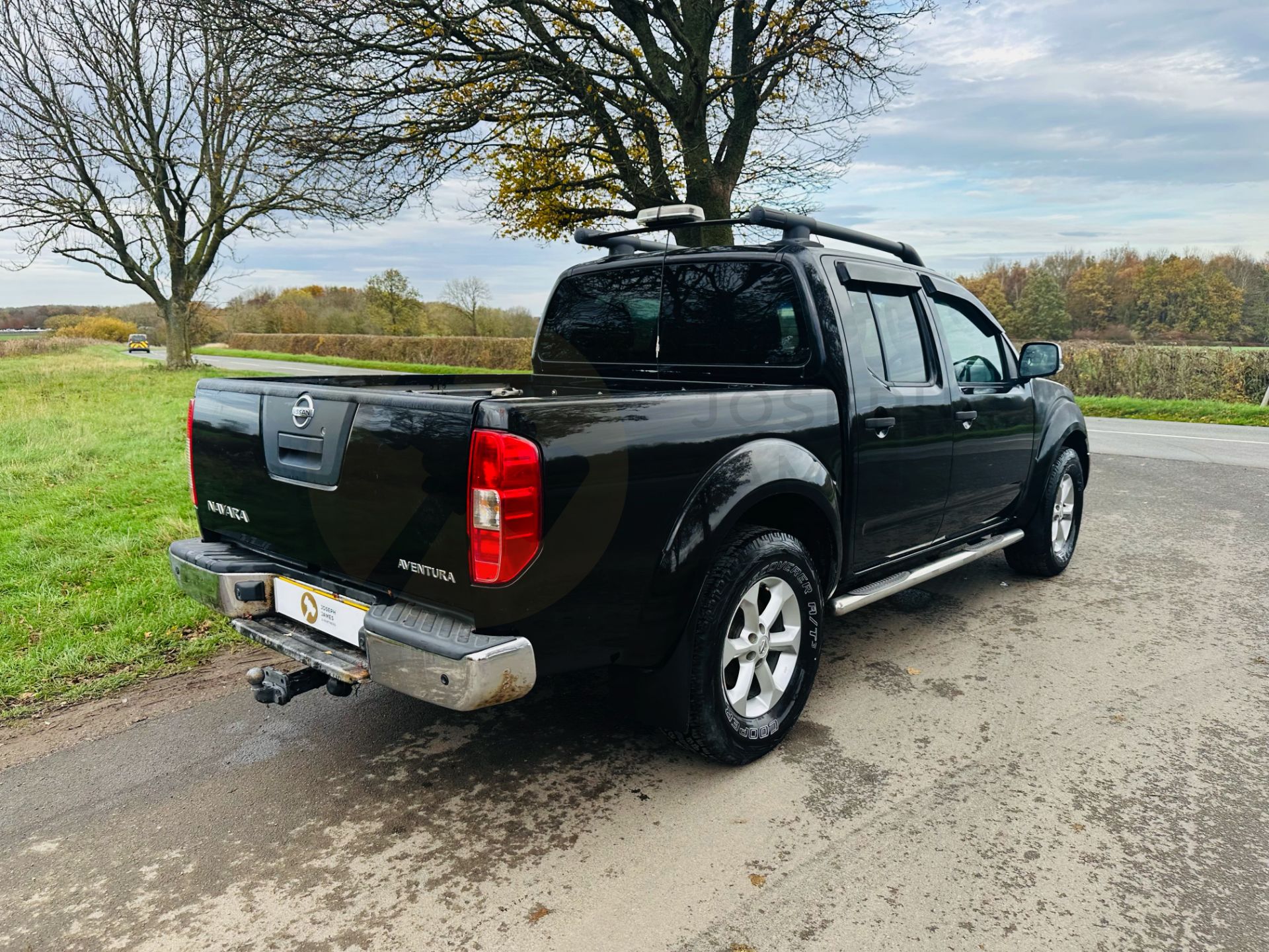 "ON SALE" NISSAN NAVARA *AVENTURA* DOUBLE CAB PICK-UP (2008 MODEL) 2.5 DCI - AUTOMATIC *SAT NAV* - Image 9 of 31