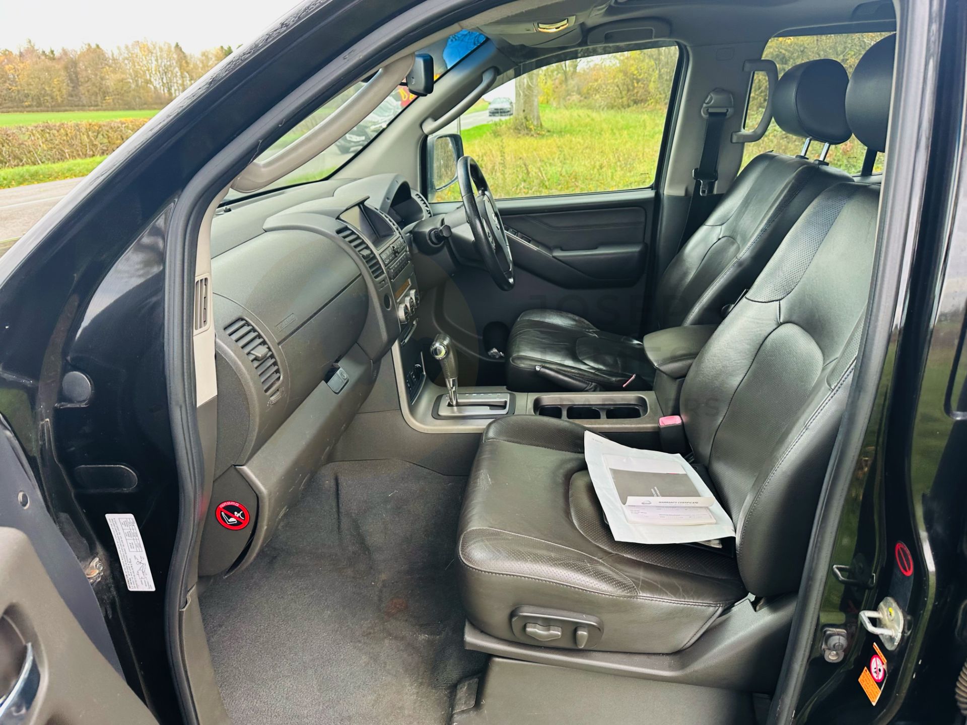 "ON SALE" NISSAN NAVARA *AVENTURA* DOUBLE CAB PICK-UP (2008 MODEL) 2.5 DCI - AUTOMATIC *SAT NAV* - Image 15 of 31