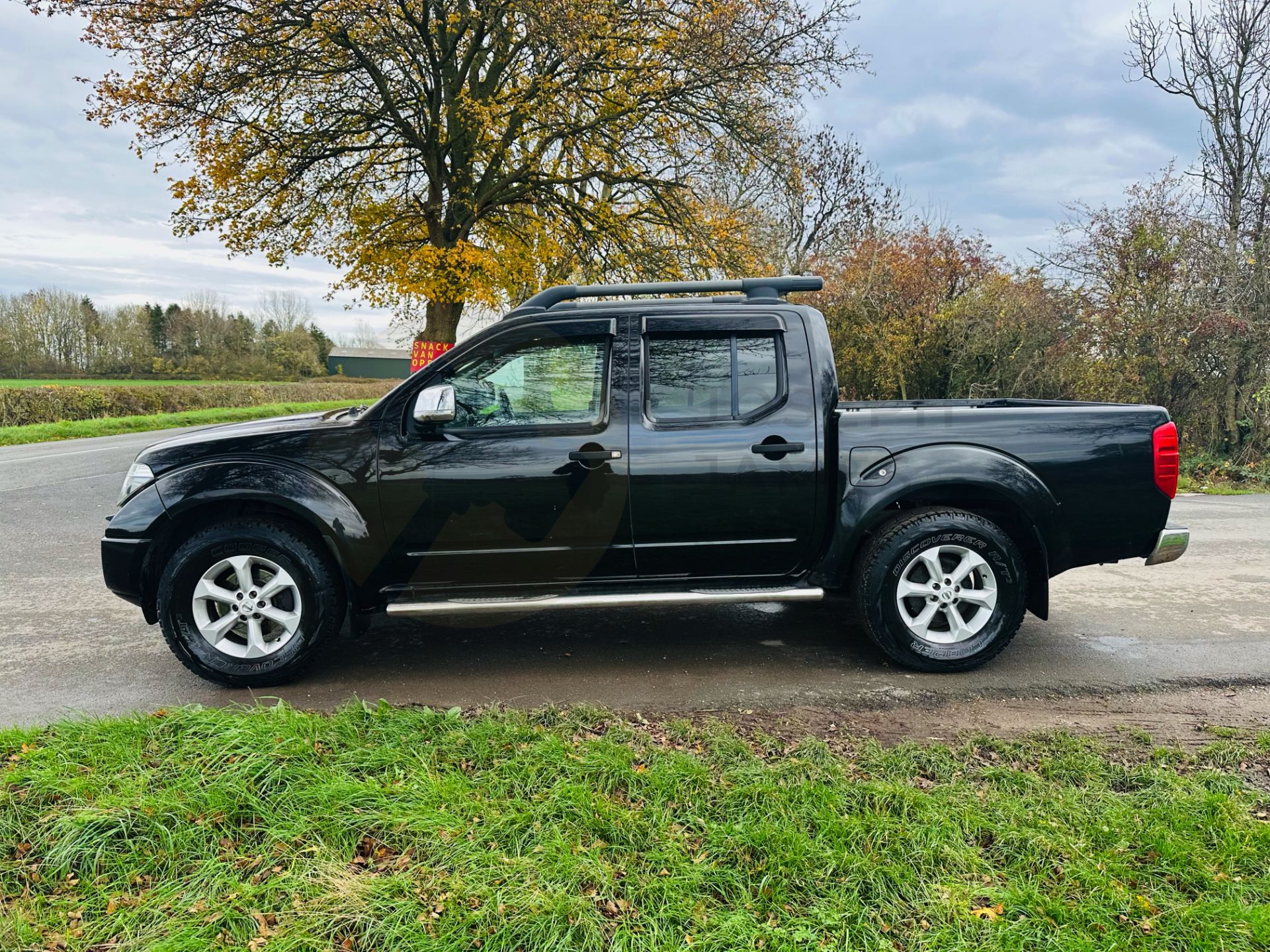 "ON SALE" NISSAN NAVARA *AVENTURA* DOUBLE CAB PICK-UP (2008 MODEL) 2.5 DCI - AUTOMATIC *SAT NAV* - Image 6 of 31