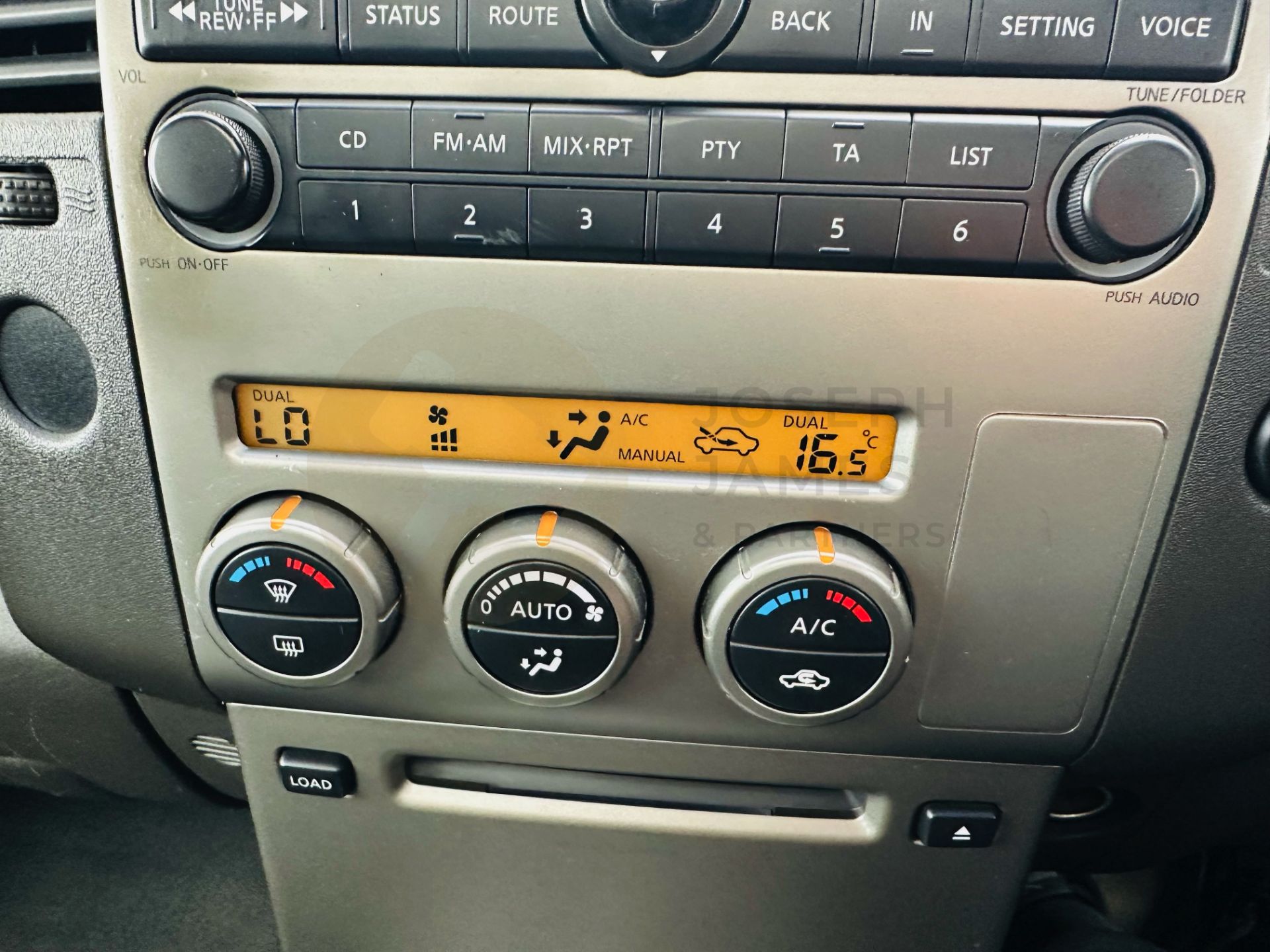 "ON SALE" NISSAN NAVARA *AVENTURA* DOUBLE CAB PICK-UP (2008 MODEL) 2.5 DCI - AUTOMATIC *SAT NAV* - Image 27 of 31