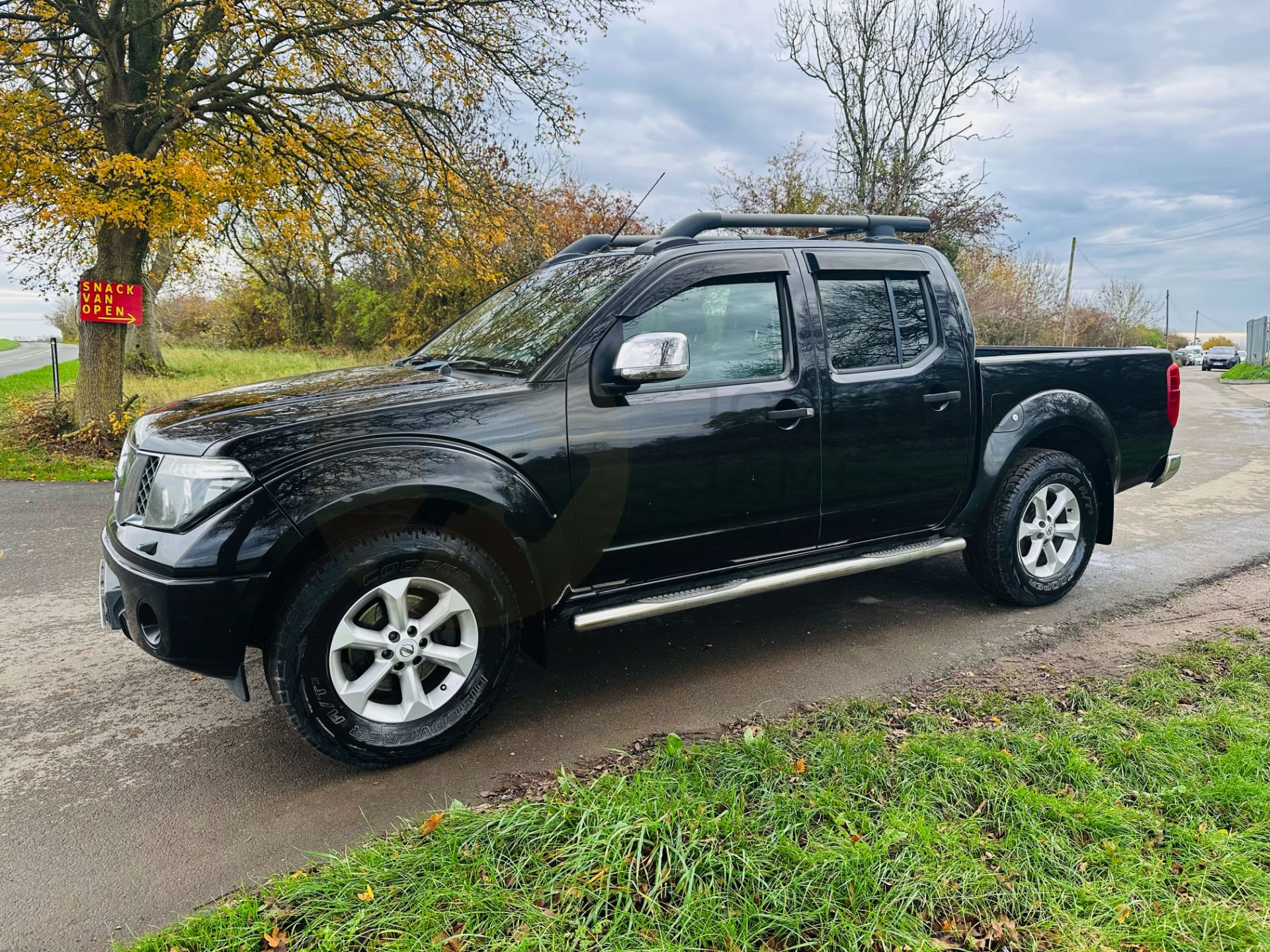 "ON SALE" NISSAN NAVARA *AVENTURA* DOUBLE CAB PICK-UP (2008 MODEL) 2.5 DCI - AUTOMATIC *SAT NAV* - Image 5 of 31