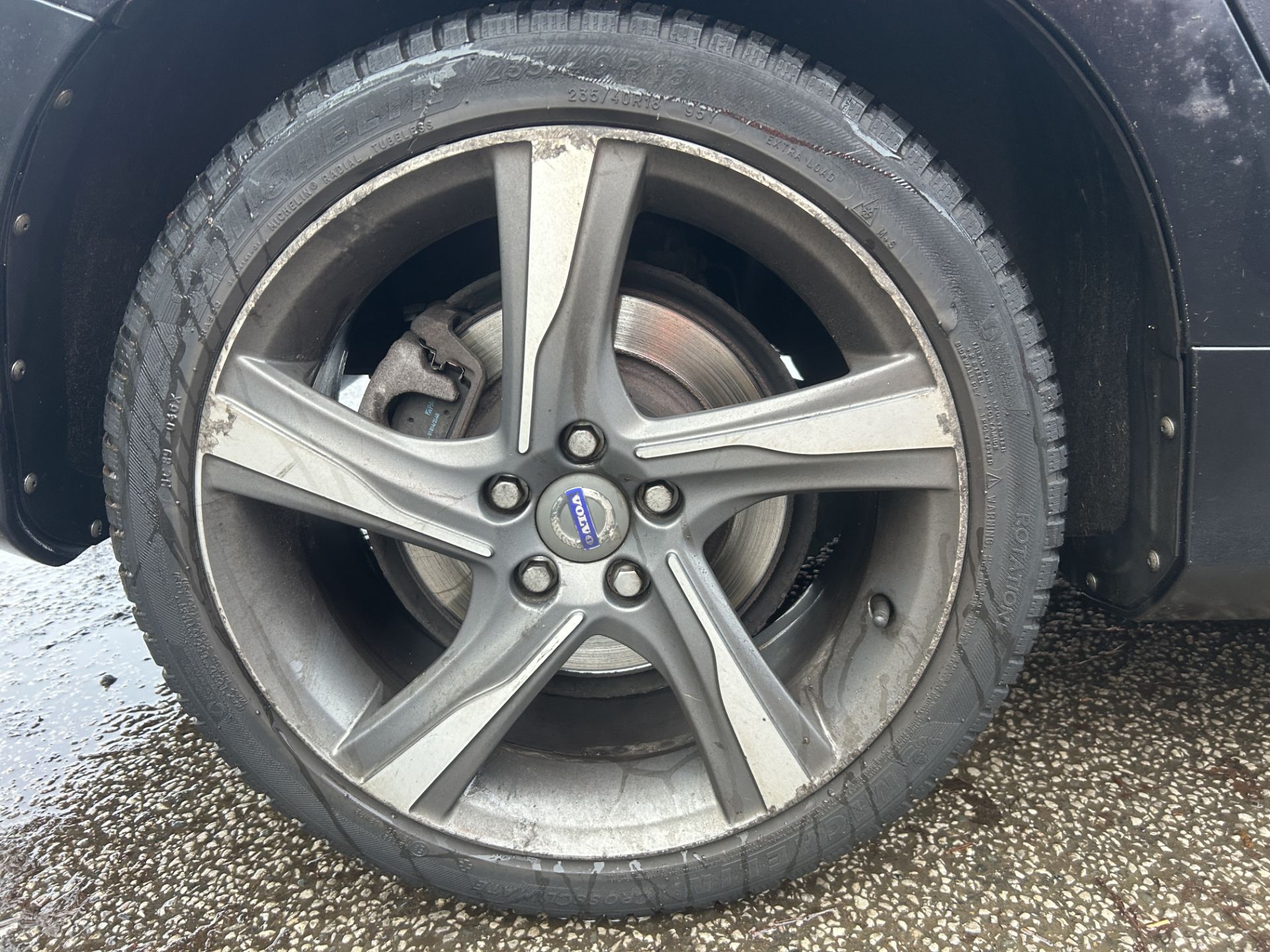 Volvo V60 R-Design D2 Diesel Estate | Black | Manual | KT62 ESF | 99,754 Miles - Image 19 of 21