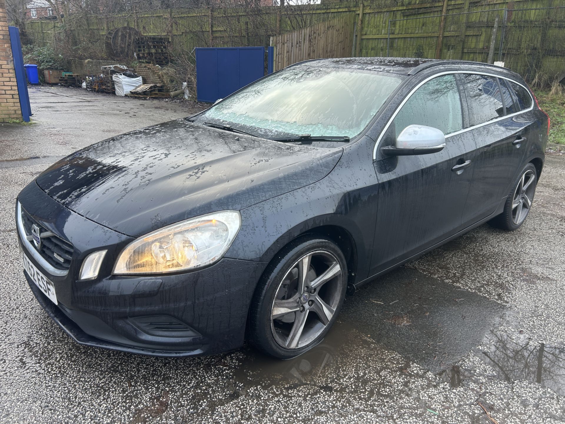Volvo V60 R-Design D2 Diesel Estate | Black | Manual | KT62 ESF | 99,754 Miles - Image 3 of 21