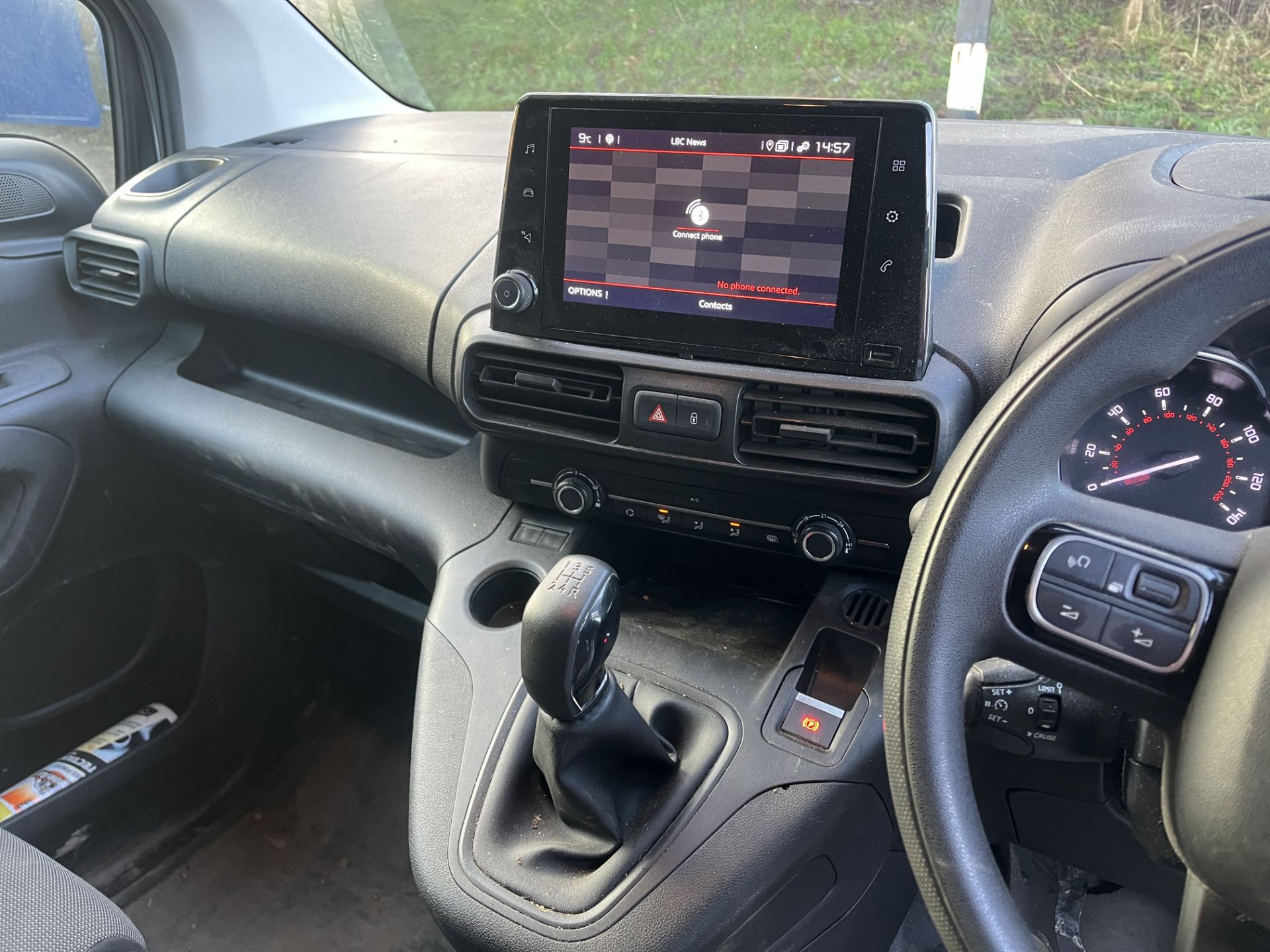 Citroen Berlingo 1000 Driver BHDI Diesel Panel Van | White | Manual | YG20 EKN | 54,767 Miles - Image 10 of 20