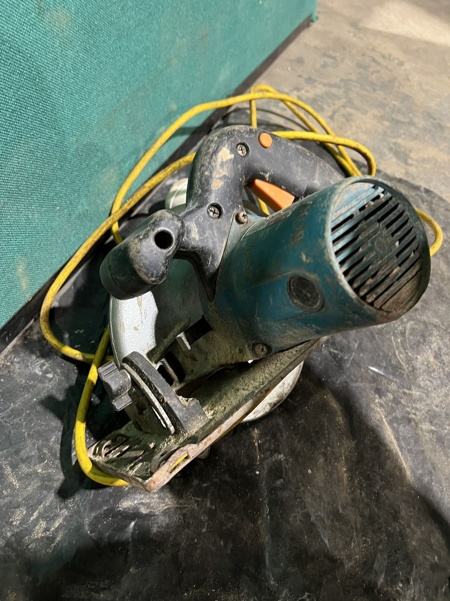 Makita Circular Saw 110v - 165mm - Image 5 of 6