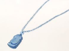 Kette/Collier: feines, neuwertiges Aquamarin-Collier mit geschnittenem Buddha-Kopf