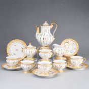 21tlg. Mokkaservice für 6 Personen - X Form: Streublümchen. Meissen.