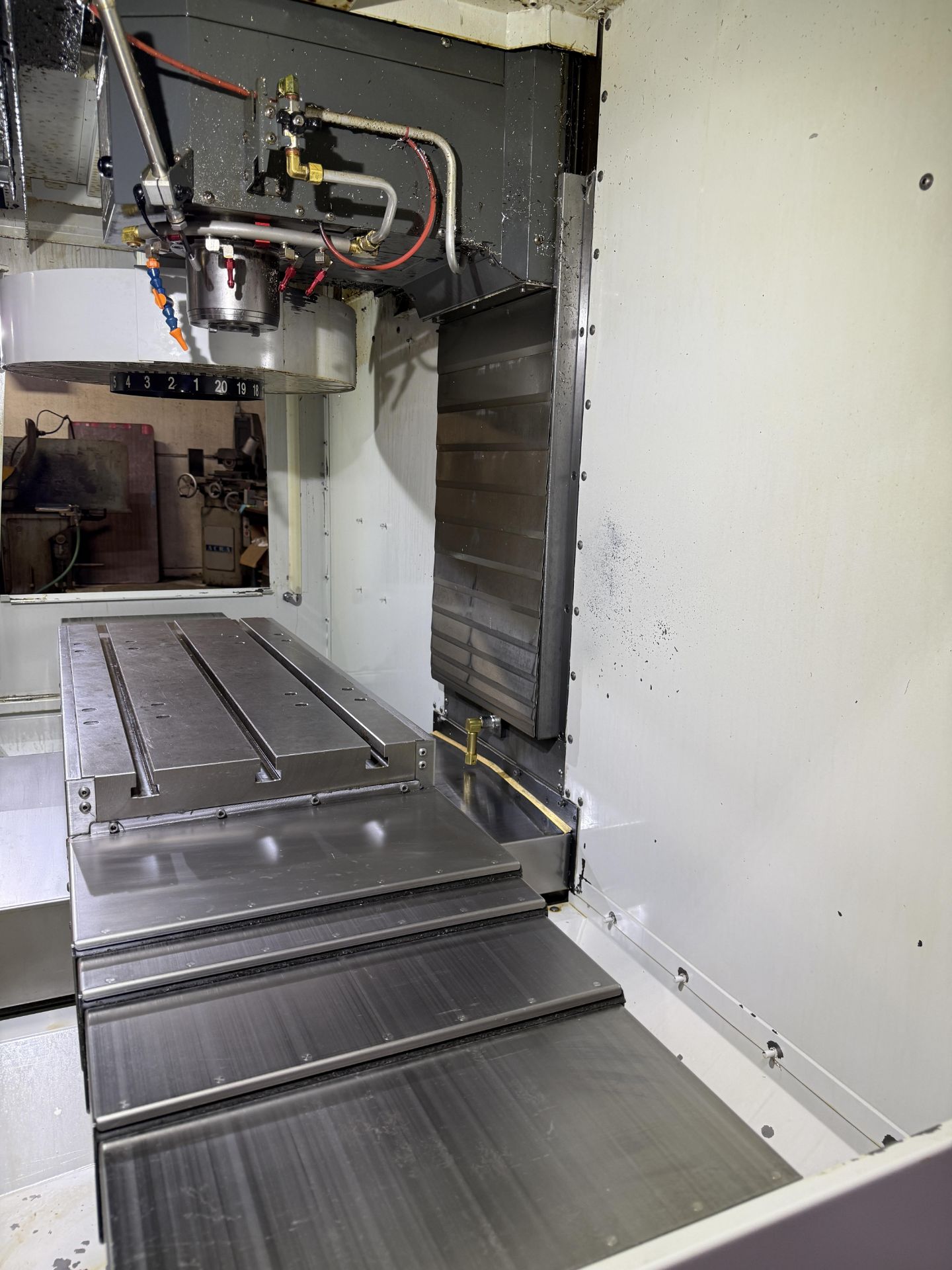 2014 Haas VF-2 CNC Vertical Machining Center, 20+1 Tool Changer, Haas Control, Chip Auger, HIL, P- - Image 27 of 28