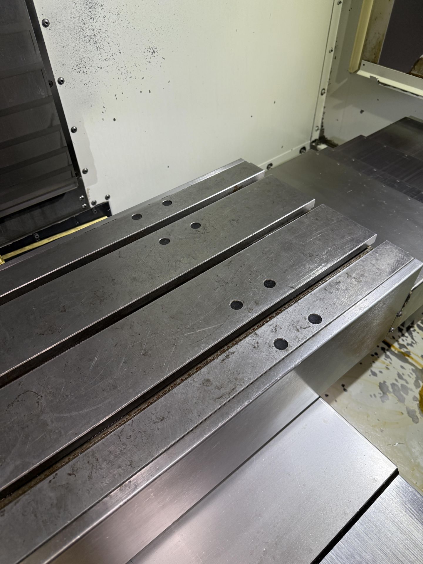 2014 Haas VF-2 CNC Vertical Machining Center, 20+1 Tool Changer, Haas Control, Chip Auger, HIL, P- - Image 21 of 28