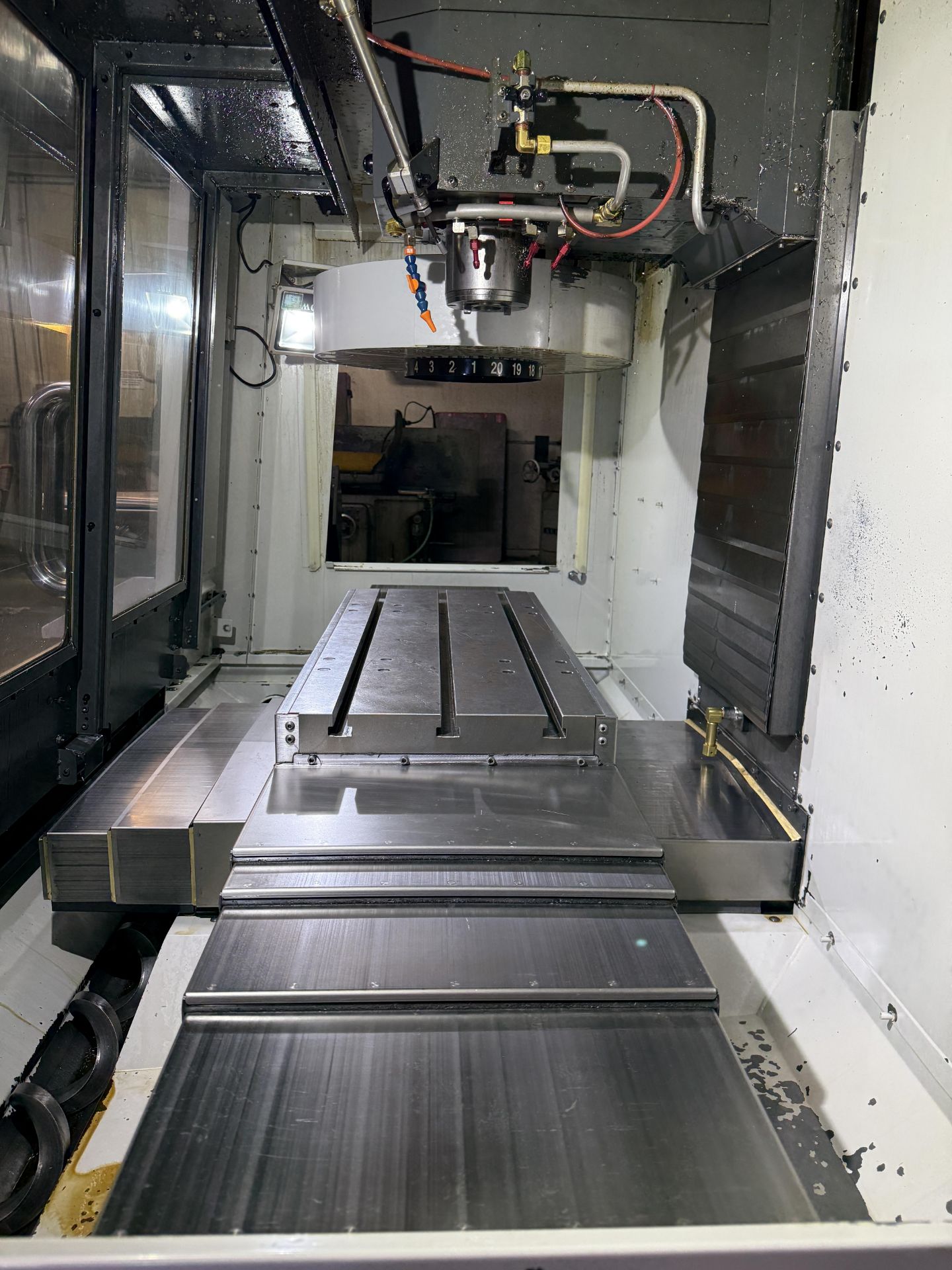 2014 Haas VF-2 CNC Vertical Machining Center, 20+1 Tool Changer, Haas Control, Chip Auger, HIL, P- - Image 26 of 28
