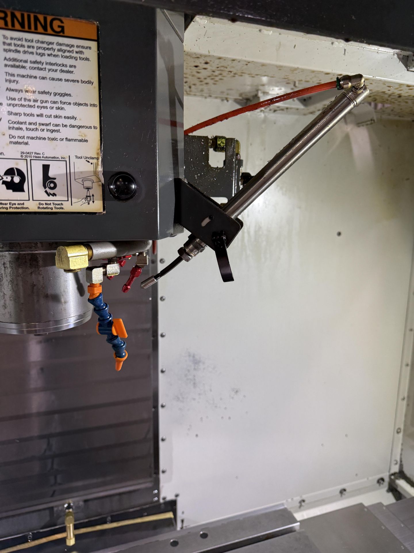 2014 Haas VF-2 CNC Vertical Machining Center, 20+1 Tool Changer, Haas Control, Chip Auger, HIL, P- - Image 25 of 28