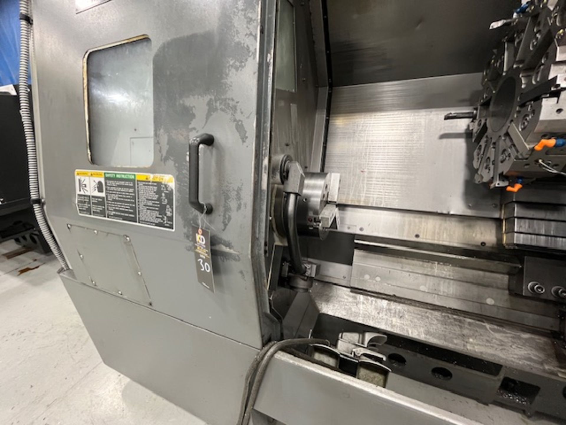 Hyundai Kia SKT 28 CNC Lathe, 10" Chuck, 2.9" Bar Capacity, 23.8" Swing Over Bed, 3000 RPM - Image 5 of 7