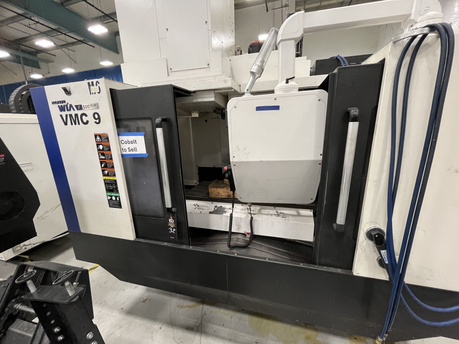 Hyundai Wia F 500 Vertical Machining Center, 42" X 20" X 25" X,Y,Z Travels, 10,000 RPM Spindle, - Image 2 of 5