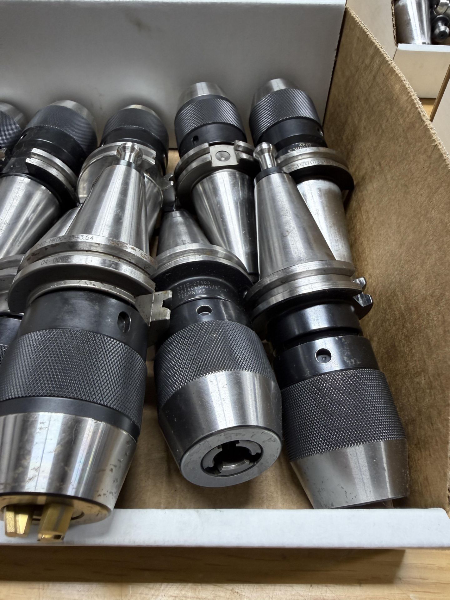(10) CAT 40 Jacob Style Tool Holders, Techniks & Haas With Haas Pull Studs