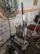 Heavy-Duty Floor Jack