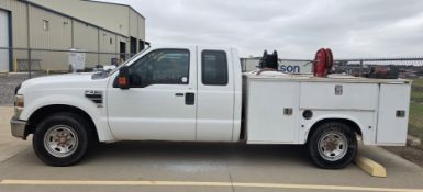 2010 Ford F250 SuperCab Open Utility / 4X4 Gas V8 / Located: El Reno, OK