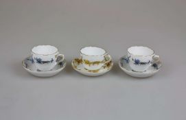Meissen, 3 Mokkatassen mit Untertassen