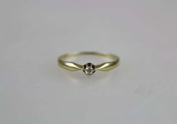 Solitärring mit Diamant, wohl 14K GG
