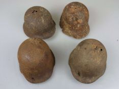 Wehrmacht, 4 Bodenfund Stahlhelmglocken