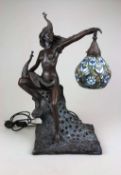Tischlampe im Art Nouveau- und Tiffany Stil