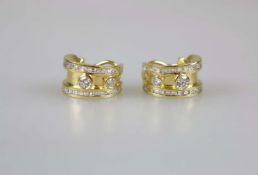 Paar 18K GG Ohrstecker mit Diamanten