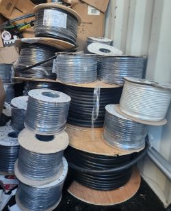 Online auction - Over £100,000 Wholesale Price Electrical Supplies, Cable,Lighting, LED Strip Lights,Consumer Boards, circuit Breakers, Heating