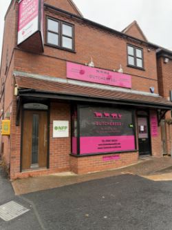 Complete Contents of The Butcheress- Transit Connect Fridge Van, Range of Vacuum Sealing Machines, Avery Weighing Scales, Butchers Block & More