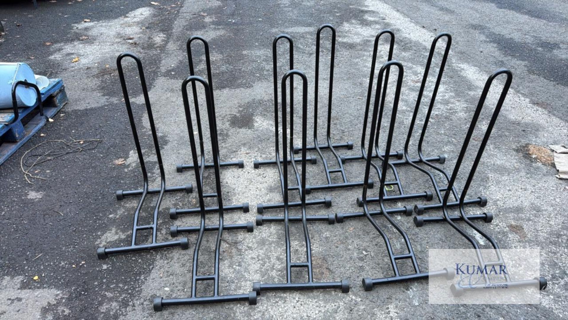 10: Free Standing Modular Bicycle Floor Packing Rack Stands