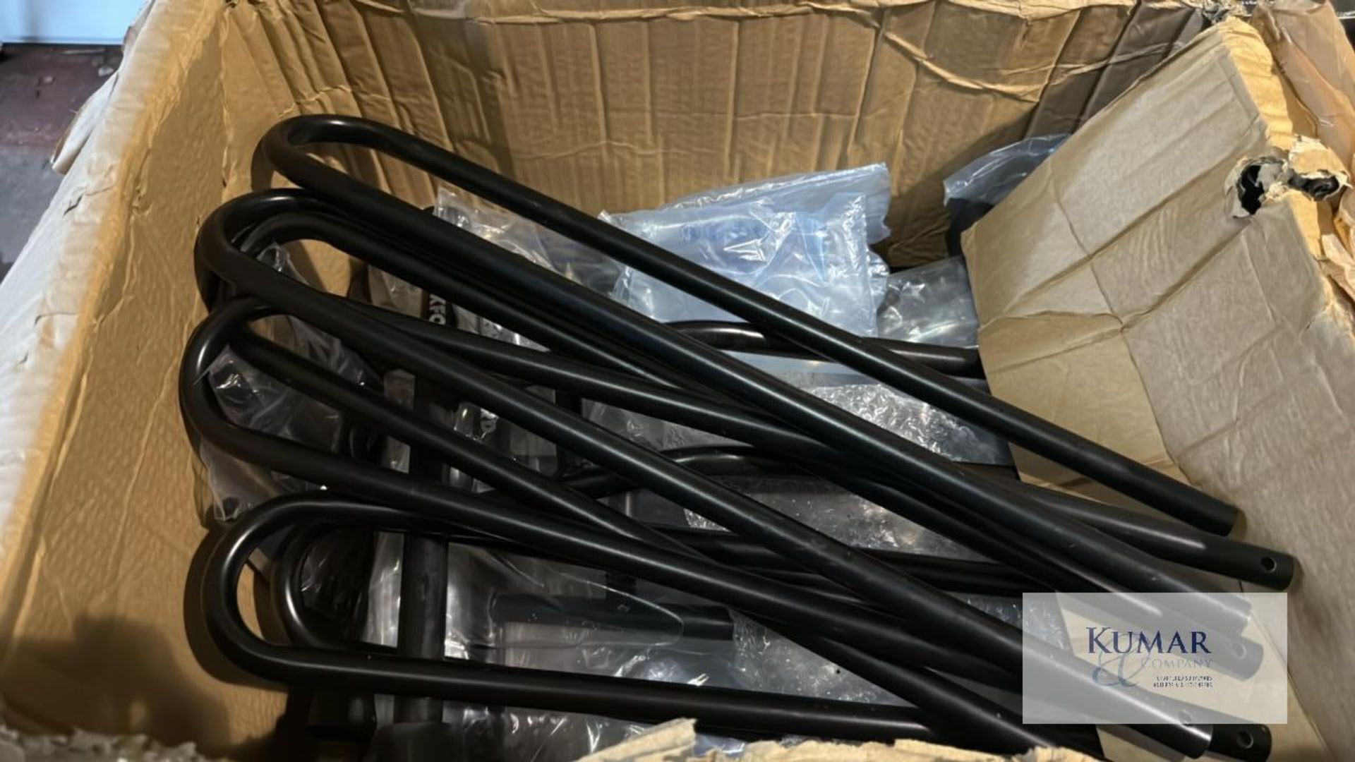 10: Free Standing Modular Bicycle Floor Packing Rack Stands