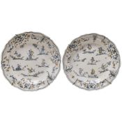 Zwei Fayenceplatten, Moustiers