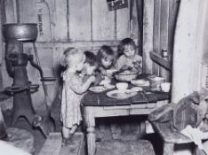 Russell Lee, Christmas Dinner in the Home of Earl Pauley, near Smithfield, Iowa