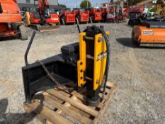 2022 Montana 750R Post Pounder